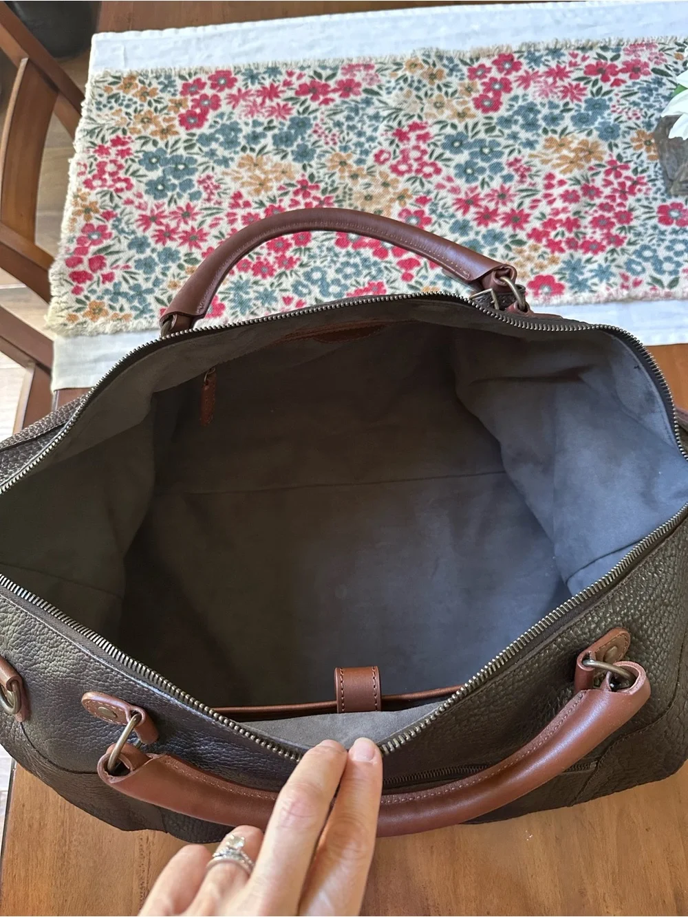 Hevias Heritage Pebble Leather Duffel